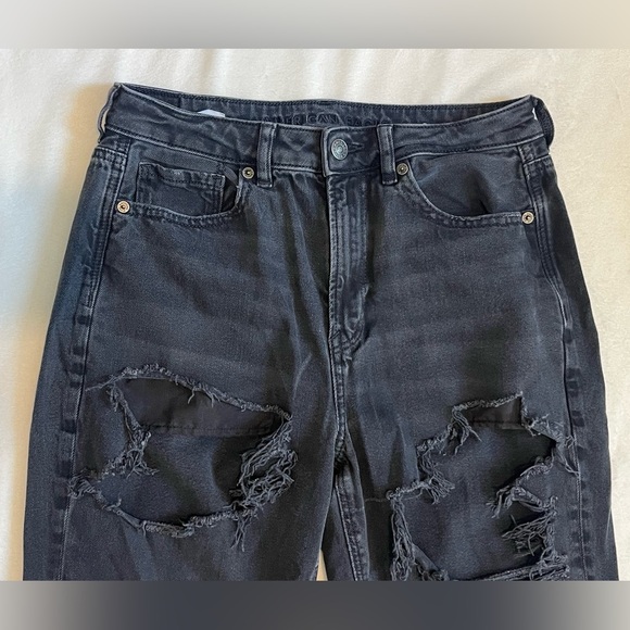 American Eagle Mom Jeans Relaxed Distressed Women’s Black Jeans Size 6 - Picture 4 of 16